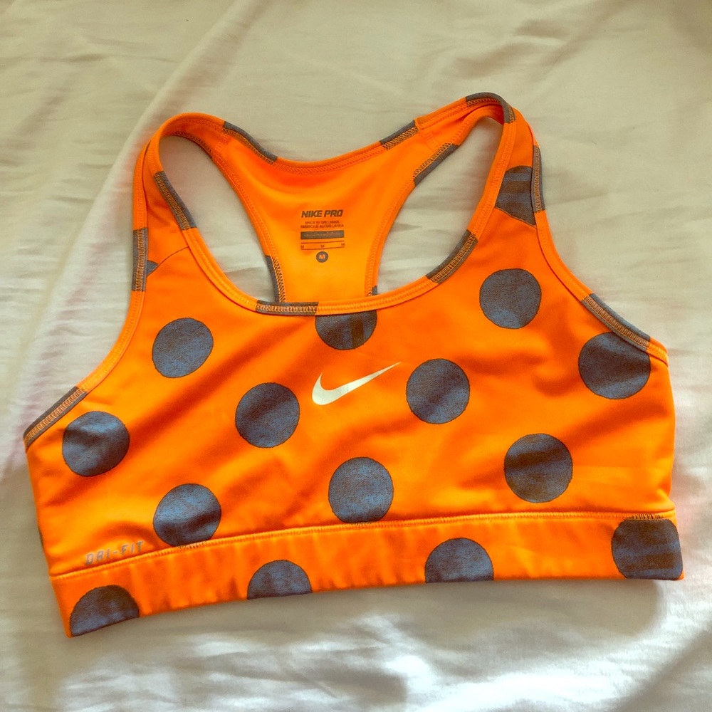 Nike sports bras! Size medium